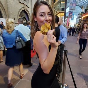 Meet your Posher, Taylor